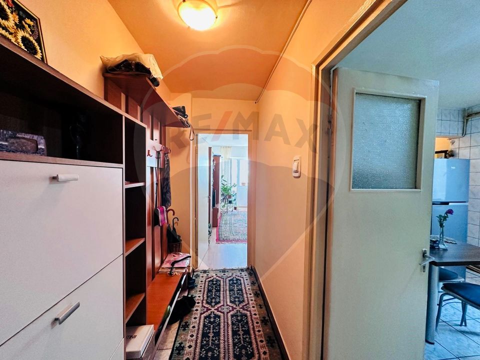 Apartament la 30 secunde de Metrou Gorjului