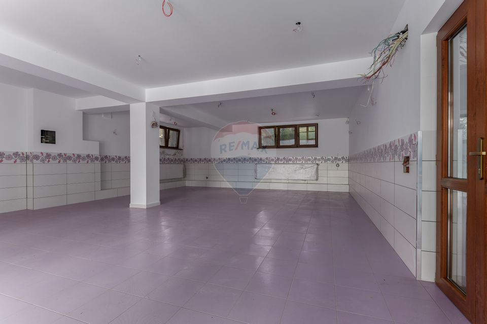 30 room House / Villa for rent