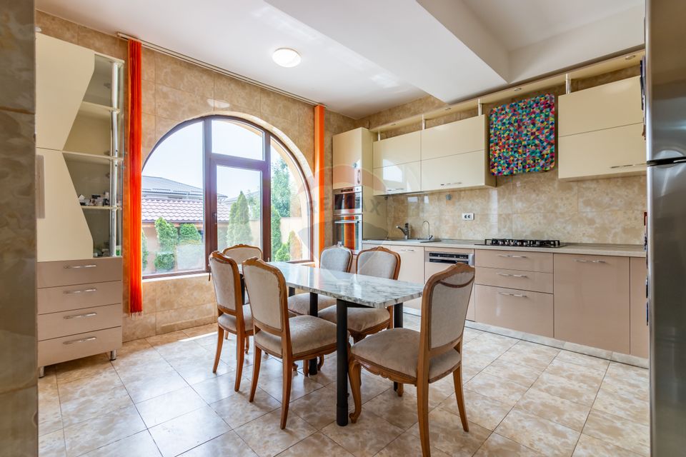 Casă / Vilă cu 4 camere de vânzare Corbeanca