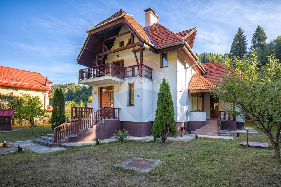 Vilă Moieciu, 375 mp util + teren 2.992 mp, View - Comision 0