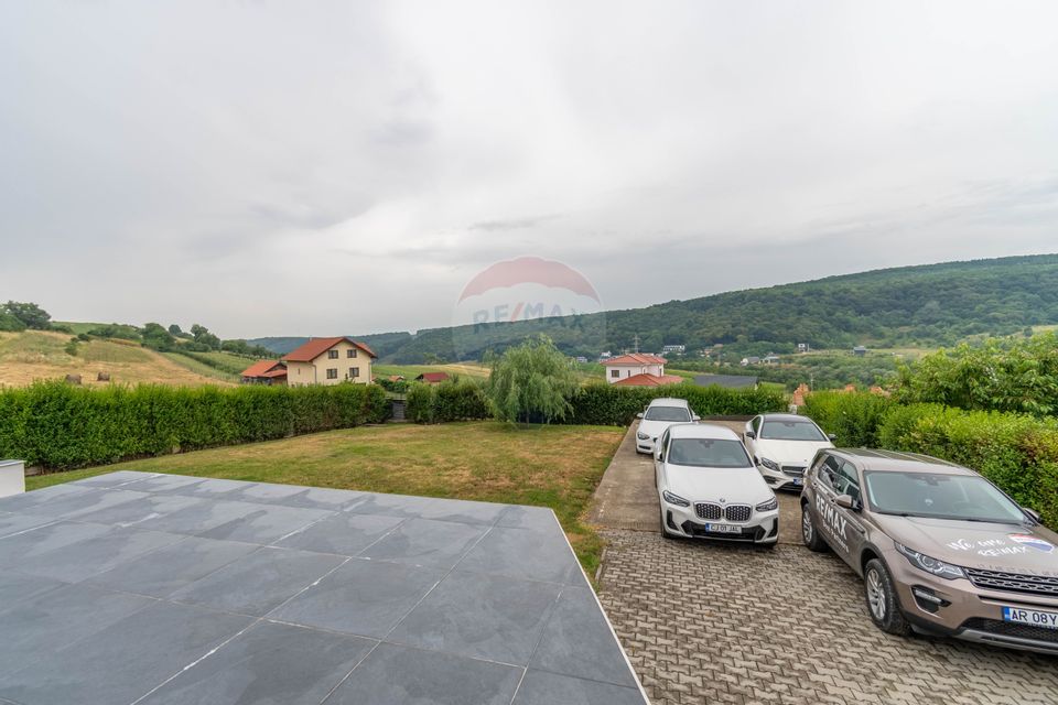 Detached House for Sale / 900 sqm Land, Popesti, Cluj