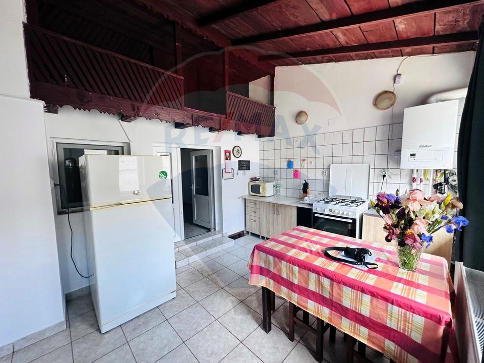 Casa Individuala cu Teren Generos si Gradina Superba in Darasti-Ilfov