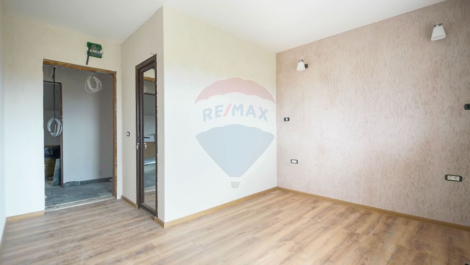 Comision 0%-Cladire versatila 14 camere-Multiple utilizari