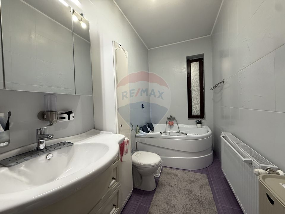 Casă /Vilă cu 6 camere de vânzare in Cumpana Constanta