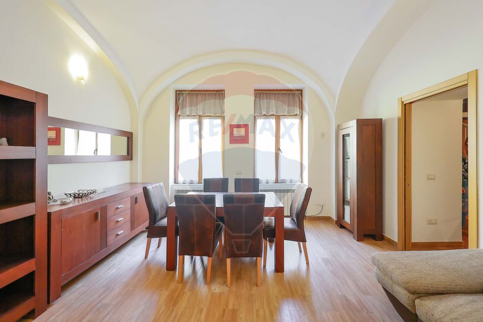 Apartament de vânzare în Piața Unirii, Oradea