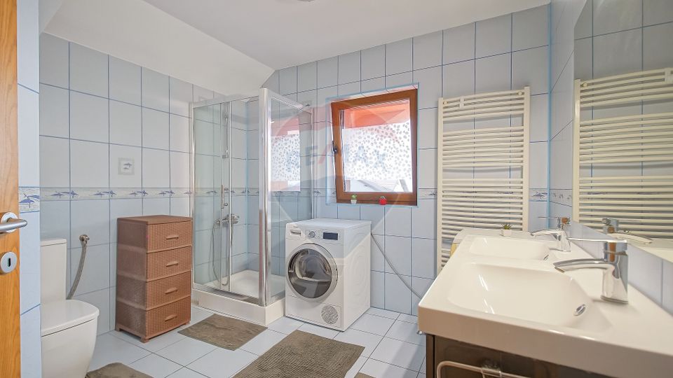 5 room House / Villa for sale, Stupini area