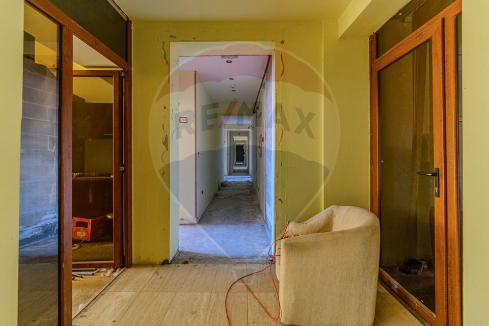 Activ Hotelier SubEvaluat | 18.000 mp construiti | 3 ha teren | BRASOV