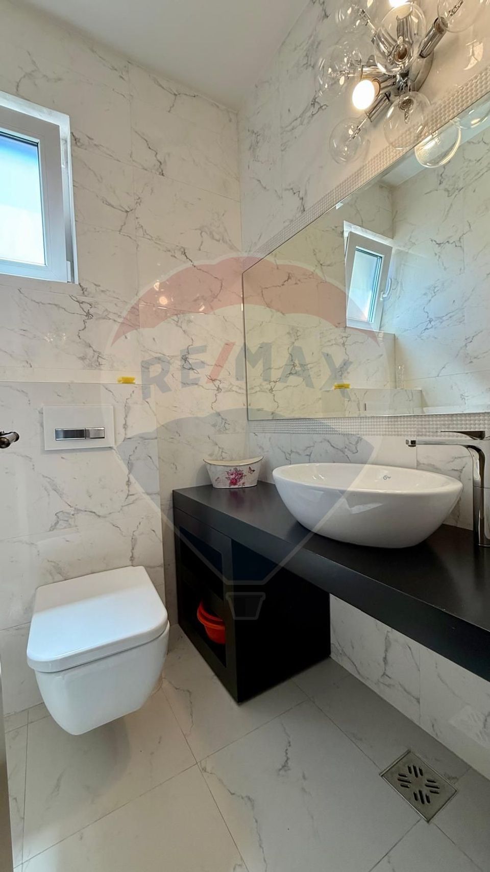4 room Apartment for rent, Central area