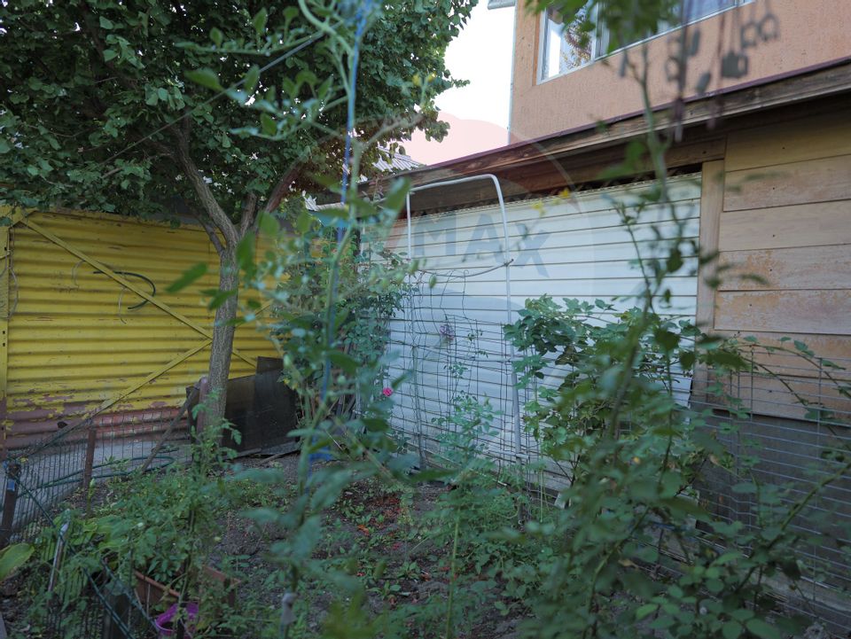 6 room House / Villa for sale