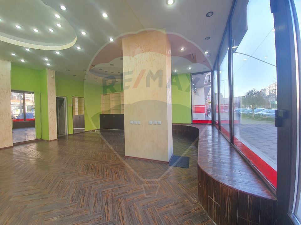93sq.m Commercial Space for rent, Central area