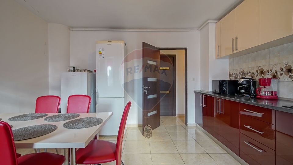 Comision zero! Apartament cu 3 camere de vânzare în zona Grivitei