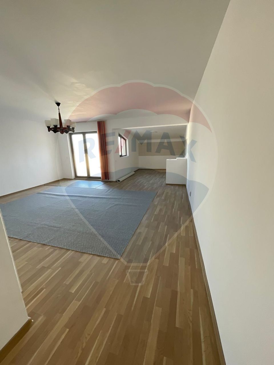 600sq.m Industrial Space for sale