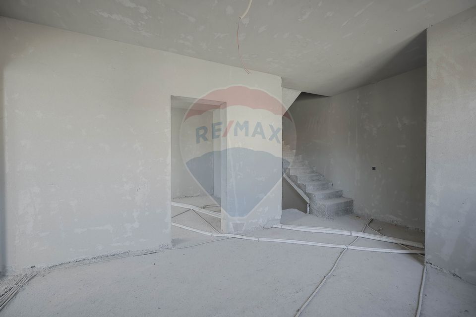 3 room House / Villa for sale, Iosia area