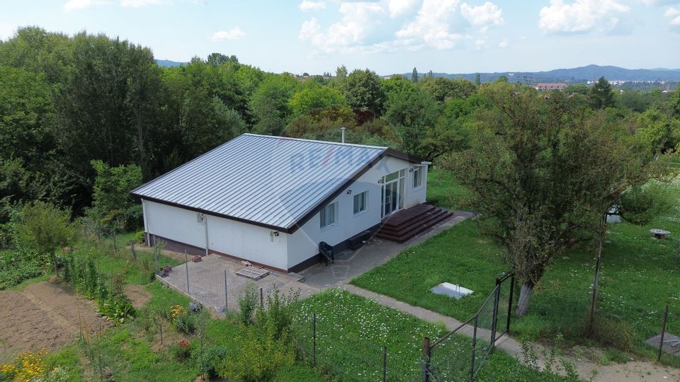 Casă superba de vânzare in Valea Mare