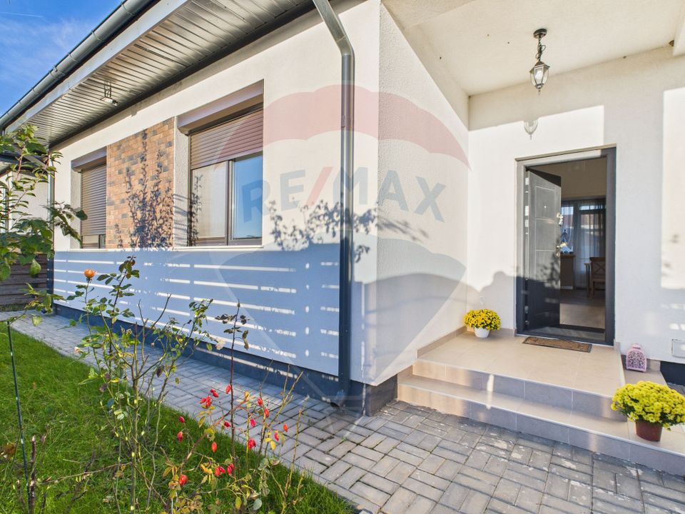 Villa with 4 rooms, beautifully furnished and 500 sqm land Corbeanca