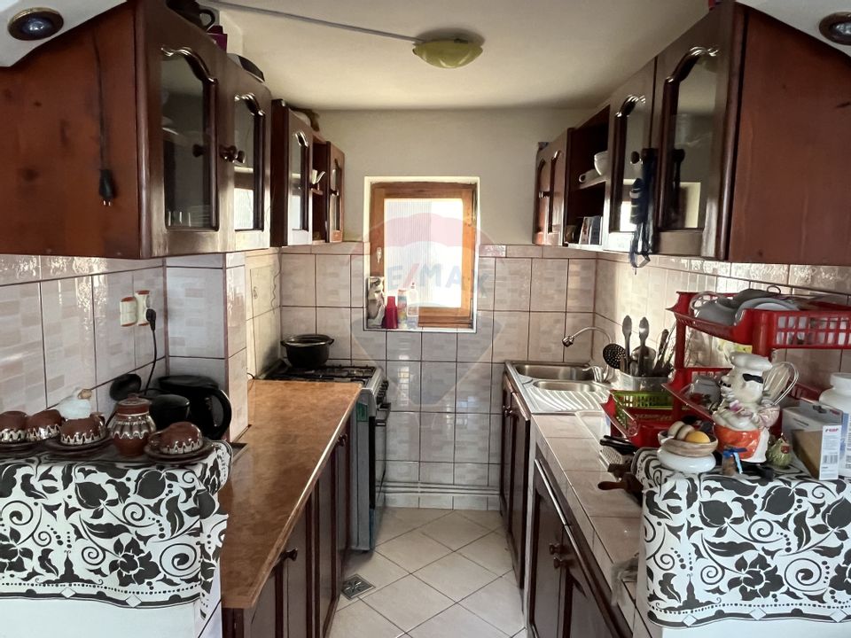 6 room House / Villa for sale