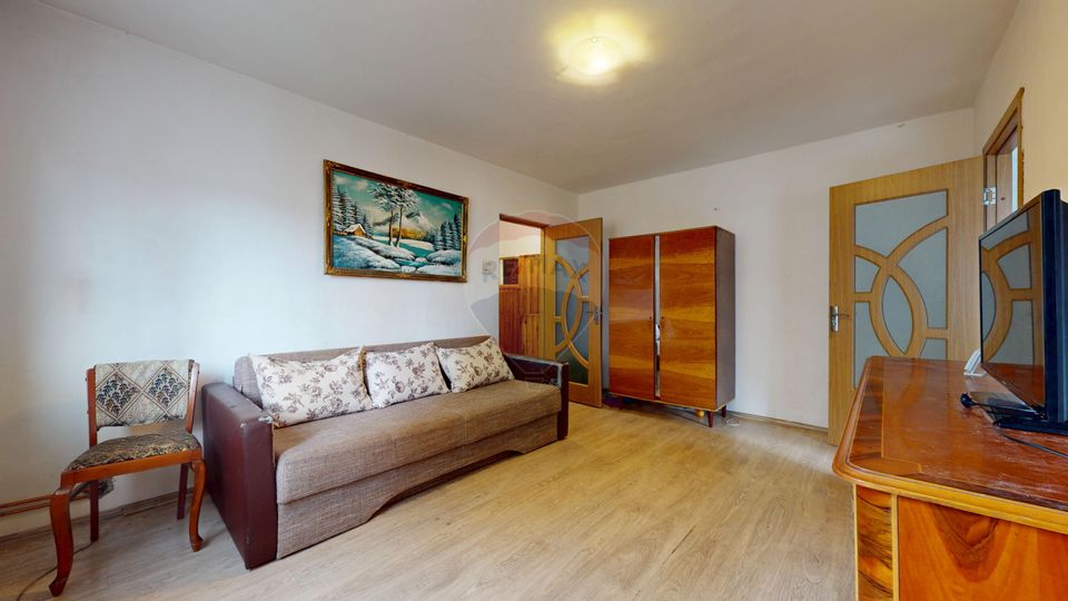 Apartament compact 2 camere, etaj 1, Săcele Electroprecizia