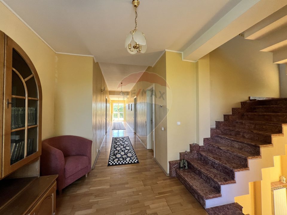 10 room House / Villa for sale