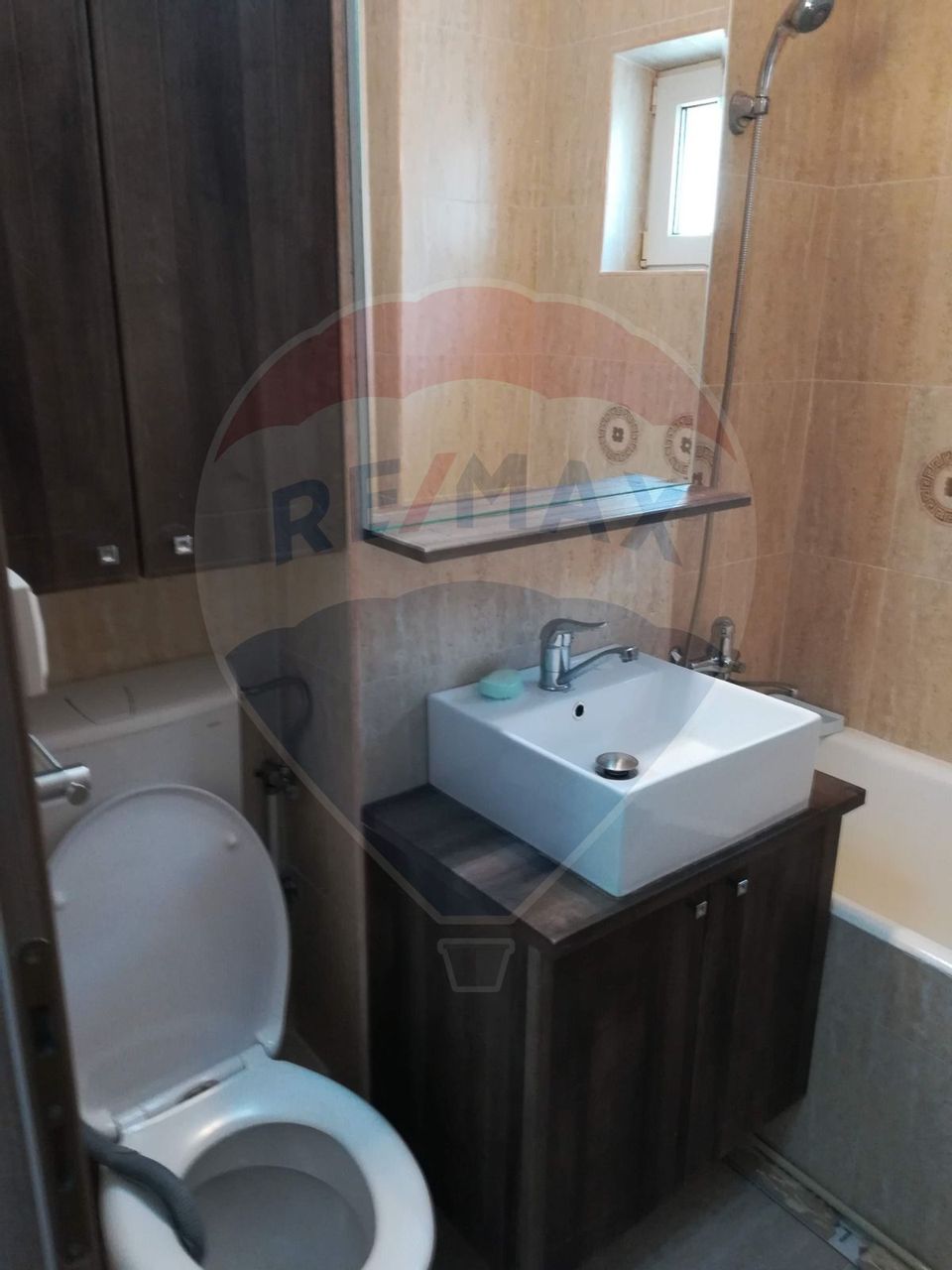 Apartament cu 3 camere de inchiriat in Manastur