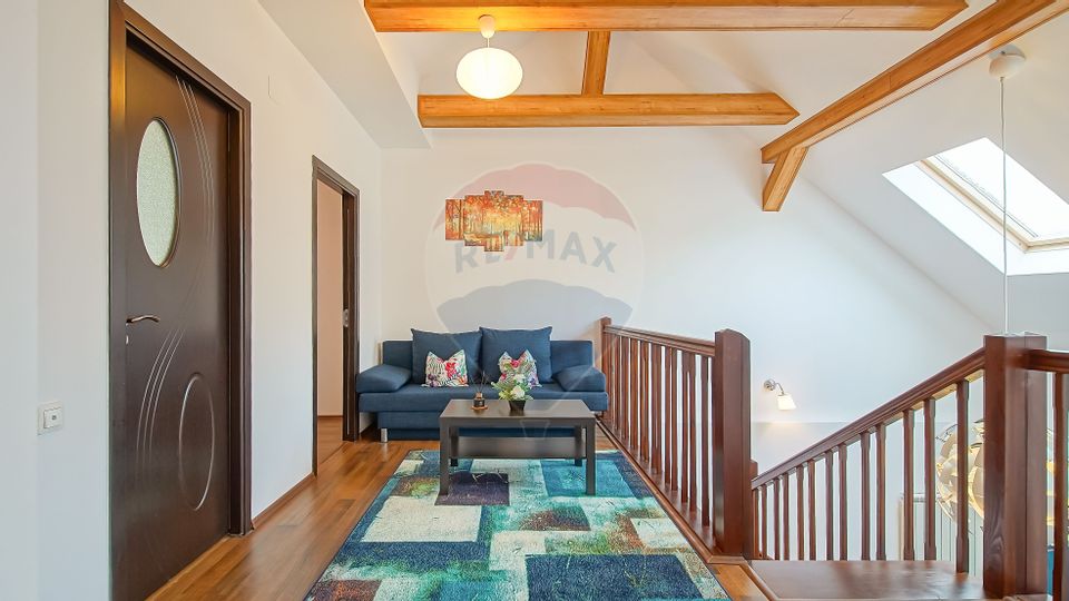 Apartament Premium cu Terasă Panoramică către Munții Bucegi!