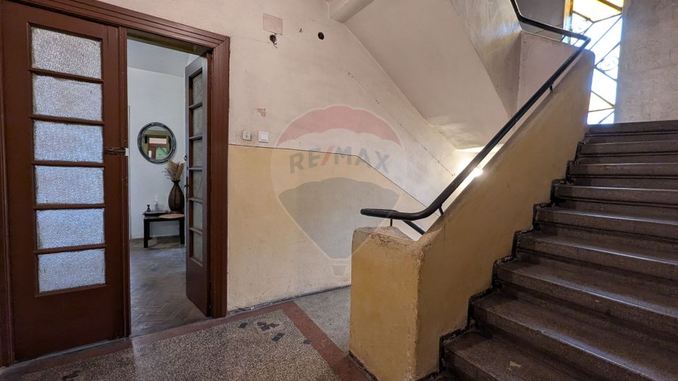 Vânzare Casă / Vilă cu 11 camere  în zona Iancului