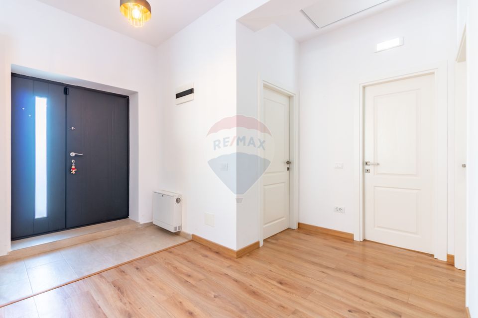 House / Villa ground floor for sale in Balotesti, all utilities