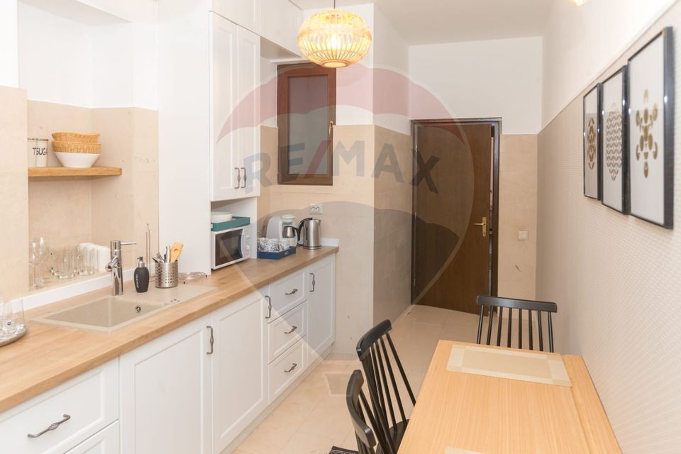 Apartament de lux cu 3 camere pentru închiriere in zona Ultracentrala