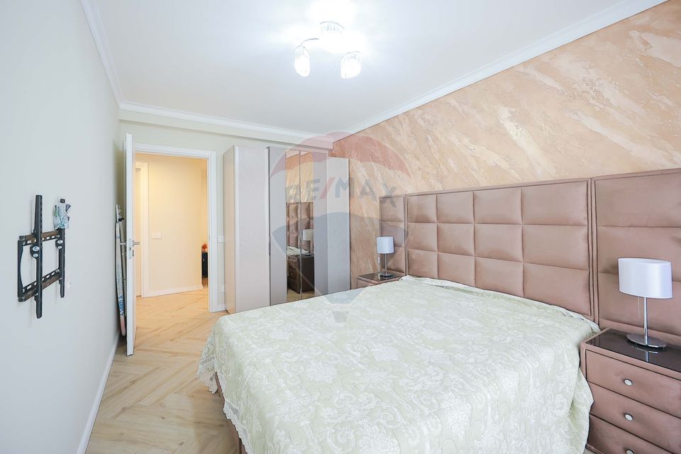 Apartament/Penthouse de Închiriat cu 3 Dormitoare și Terasă, Decebal