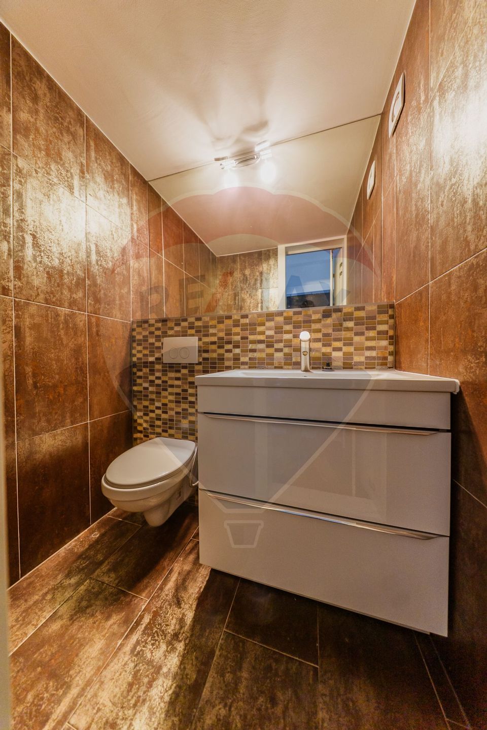 Apartament modern la Ared Uta