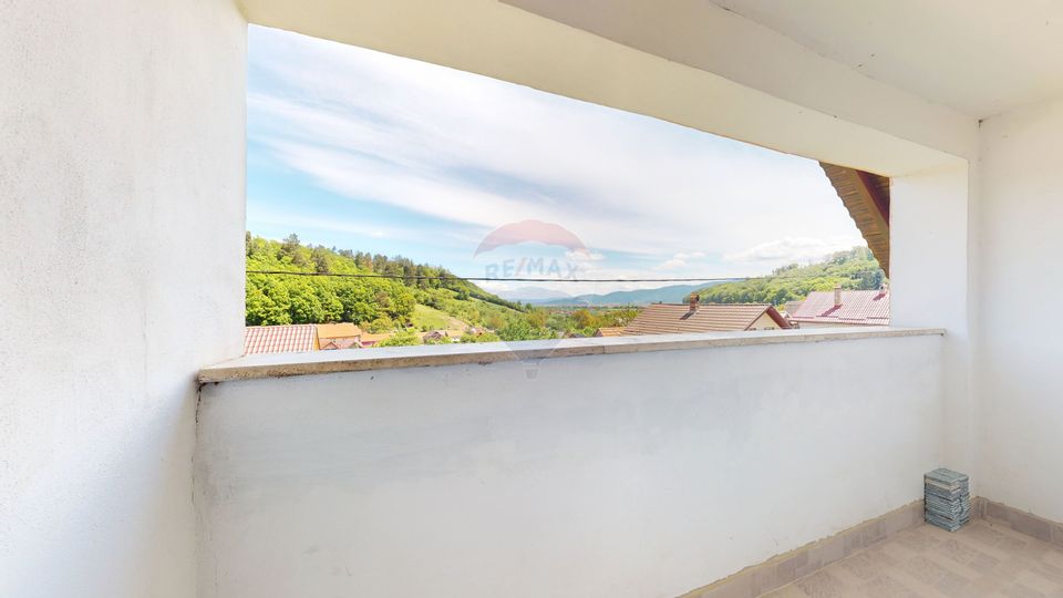 Comision 0 | Vila cu 7 camere | 1734 mp teren | Colonia 1 Mai | Vulcan