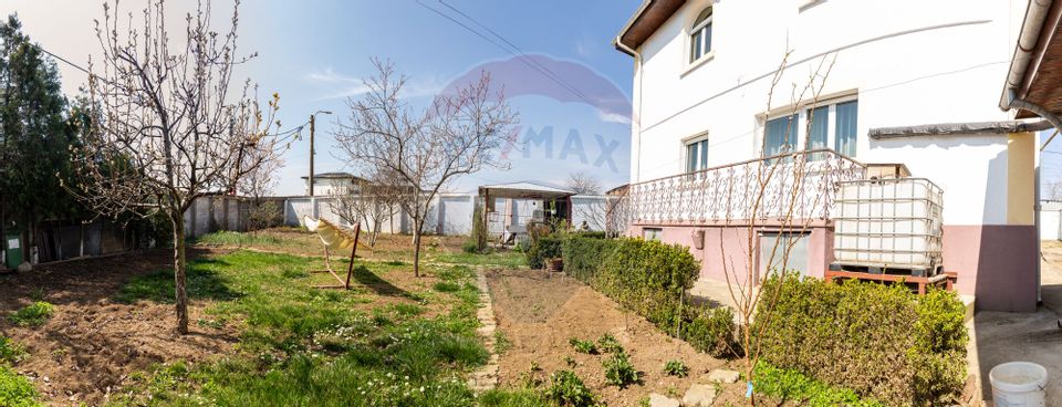 House for rent with 7 rooms, courtyard of 800 sqm in Dobroesti