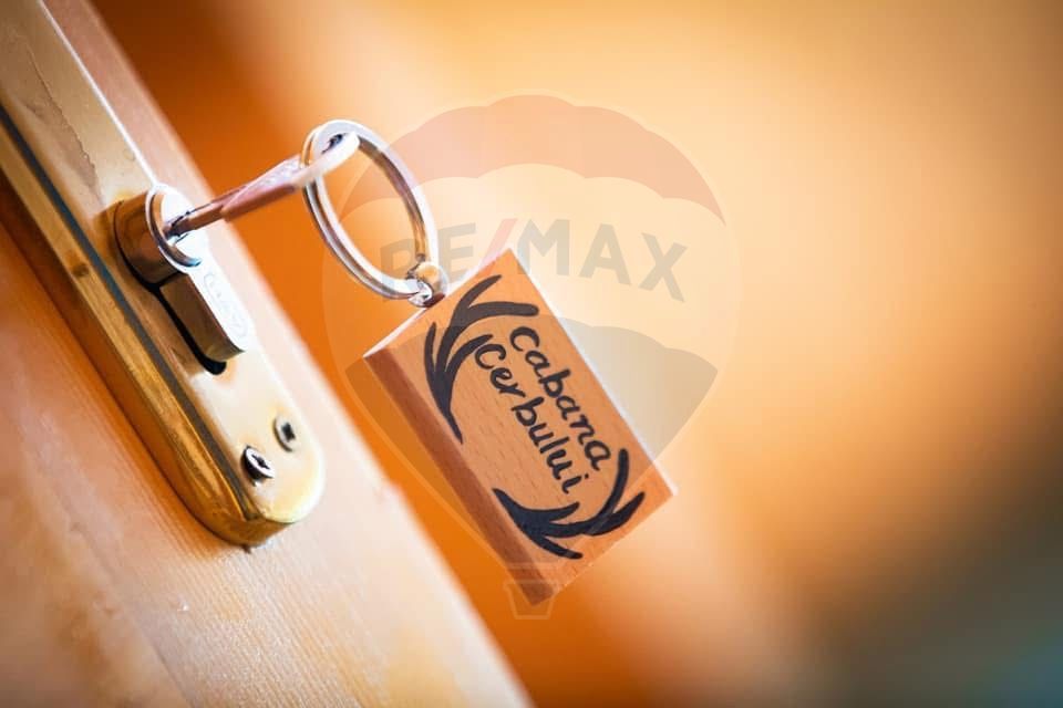 De Vânzare Pensiune Rustica De Vis Pe Ruta Lerești-Voina