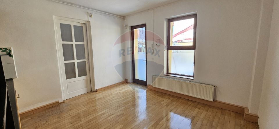 Casa de inchiriat in Andrei Muresanu, str. Anatol France