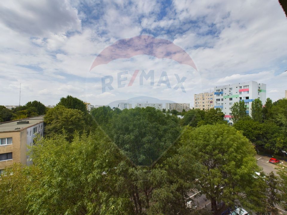 Apartament de vanzare 2 camere | Aparatorii Patriei - Emil Racovita