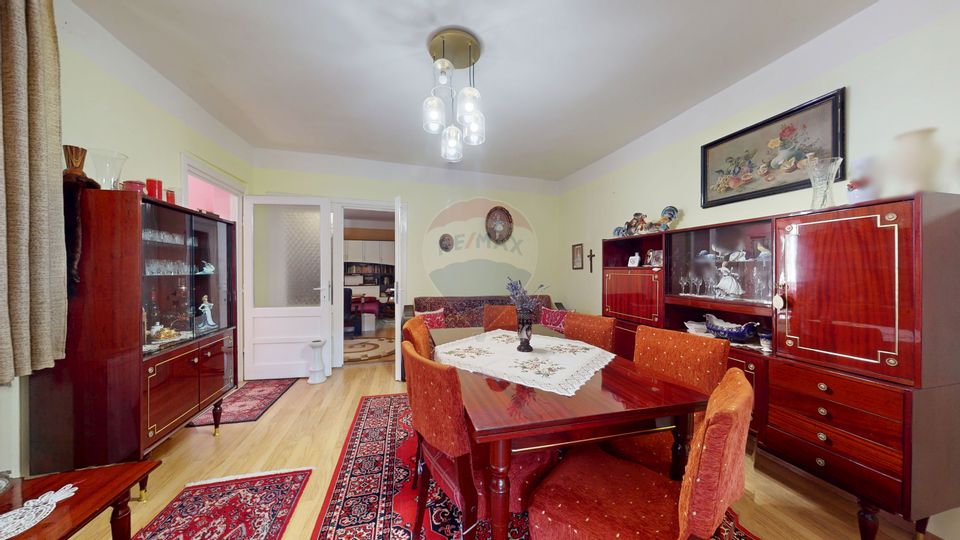 Propietate cu potential de investitie | Pensiune