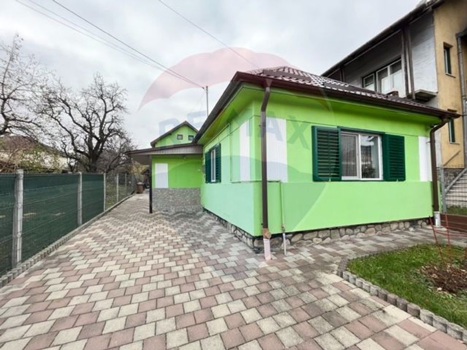 8 room House / Villa for sale, Central area