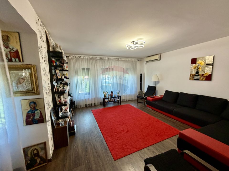 4 room House / Villa for sale