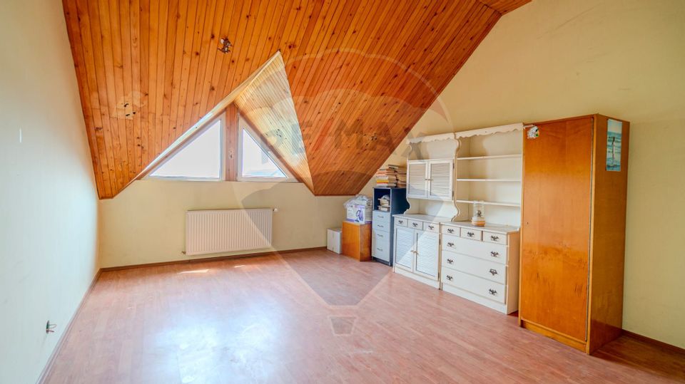 10 room House / Villa for sale