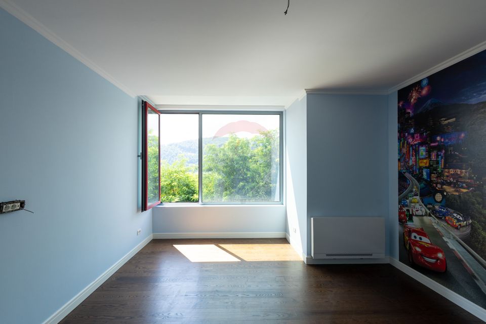 5 room House / Villa for sale