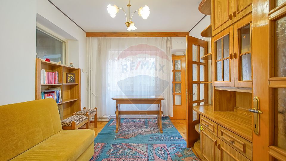 4 room Apartment for rent, Vlahuta area