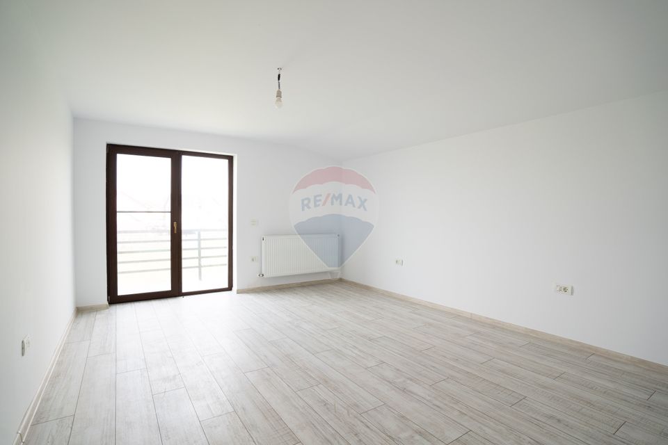 4 room House / Villa for sale