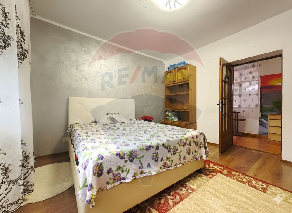 Casă de vanzare in Bazosu Nou