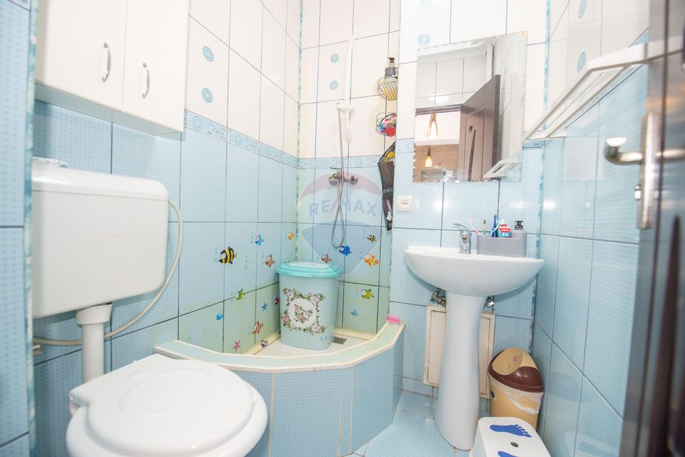 Apartament de vanzare 4 camere Buzoieni Rahova