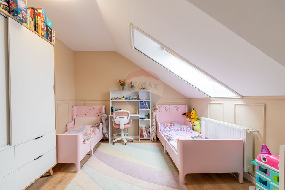 Apartament 3 camere de vanzare Bună Ziua str. Costache Negri Parcare