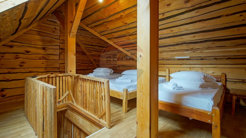 Vilă 12 camere  1.091 mp construiți Poiana Brașov