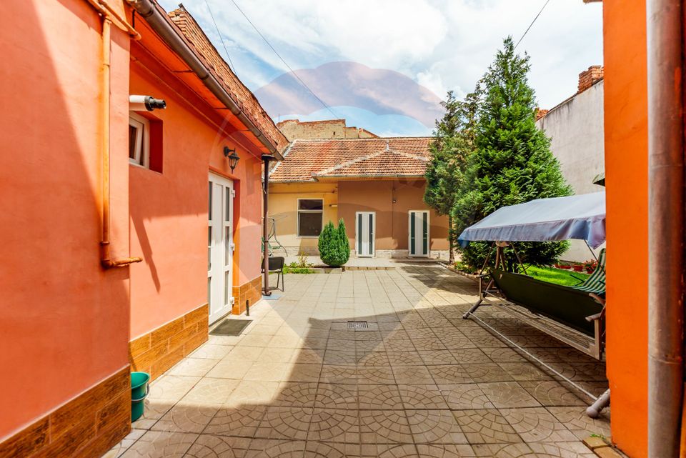 Apartament cu 1 camera la casa in zona ultracentrala