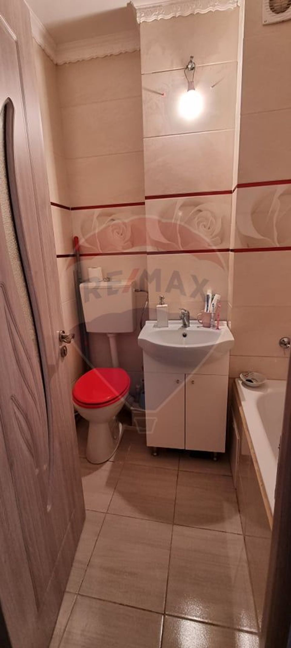 Apartament cu 2 camere de vânzare în zona Central