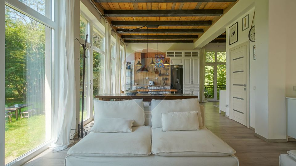 De vânzare –Pensiunea Casa Margo + Casă de Vacanță în Cheile Râșnoavei