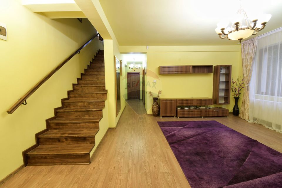 Casa cu 5 camere de inchiriat, zona Becas