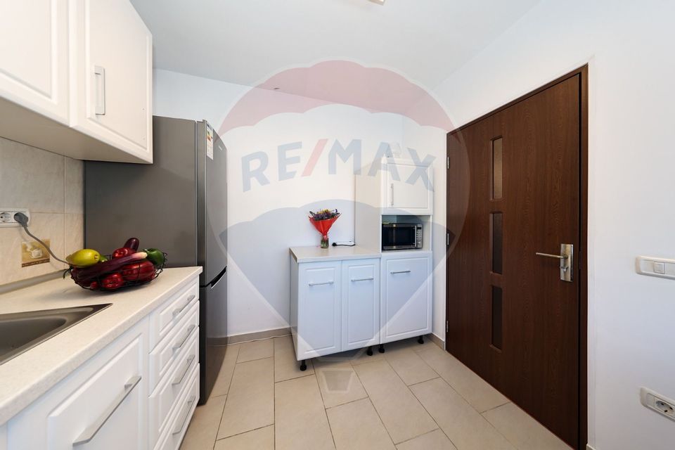 Penthouse 3 camere cu terasa, mobilat, loc parcare